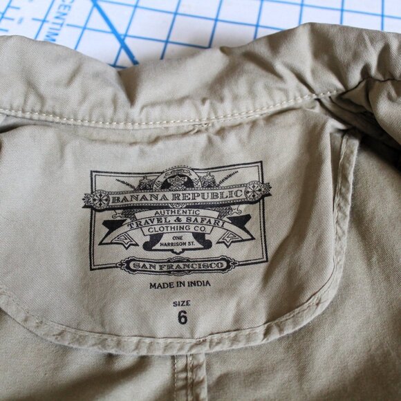 Vintage Banana Republic Khaki Safari Utility Military Jacket, Size 6 - Picture 7 of 9